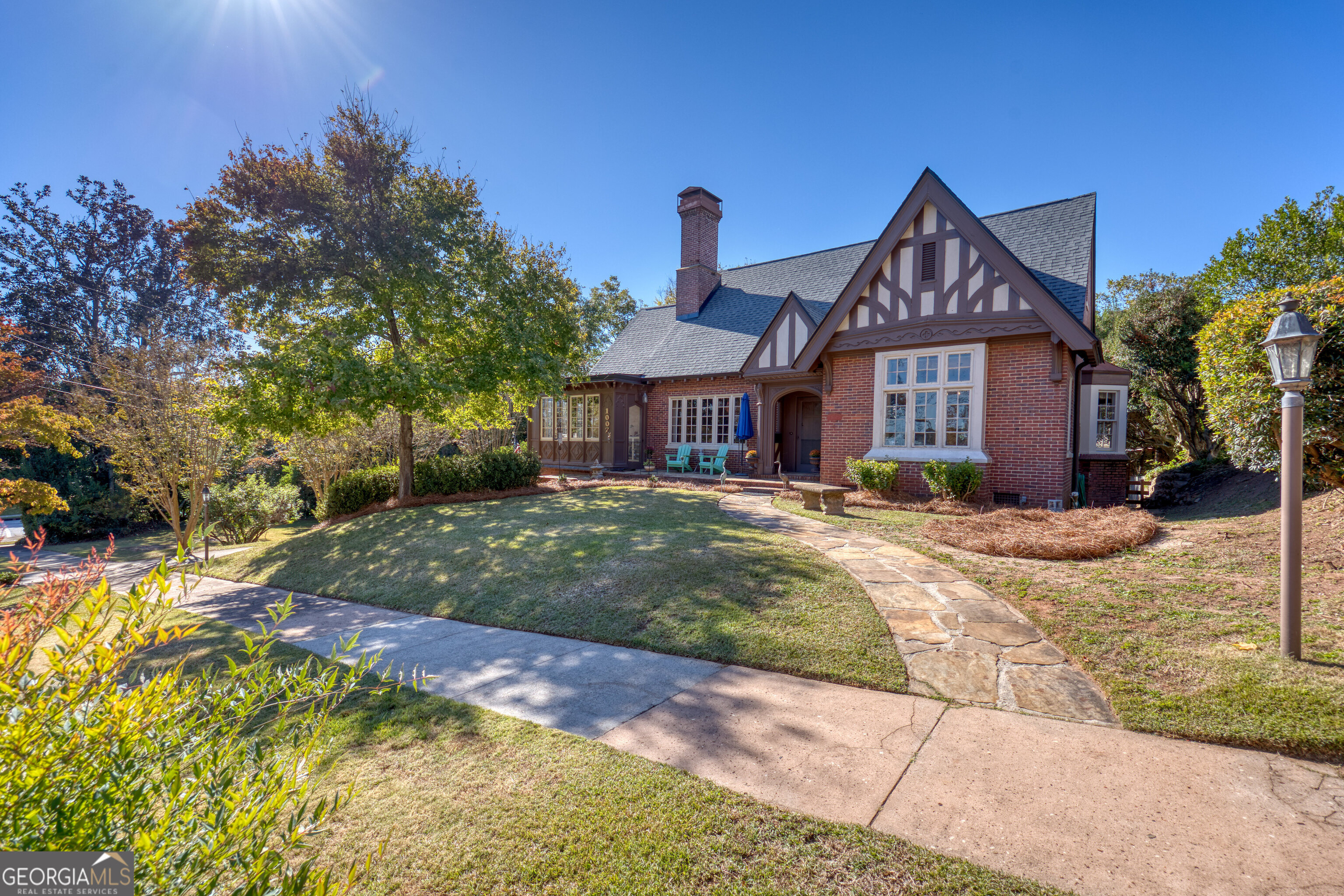 4th Ave, West Point, GA 31833