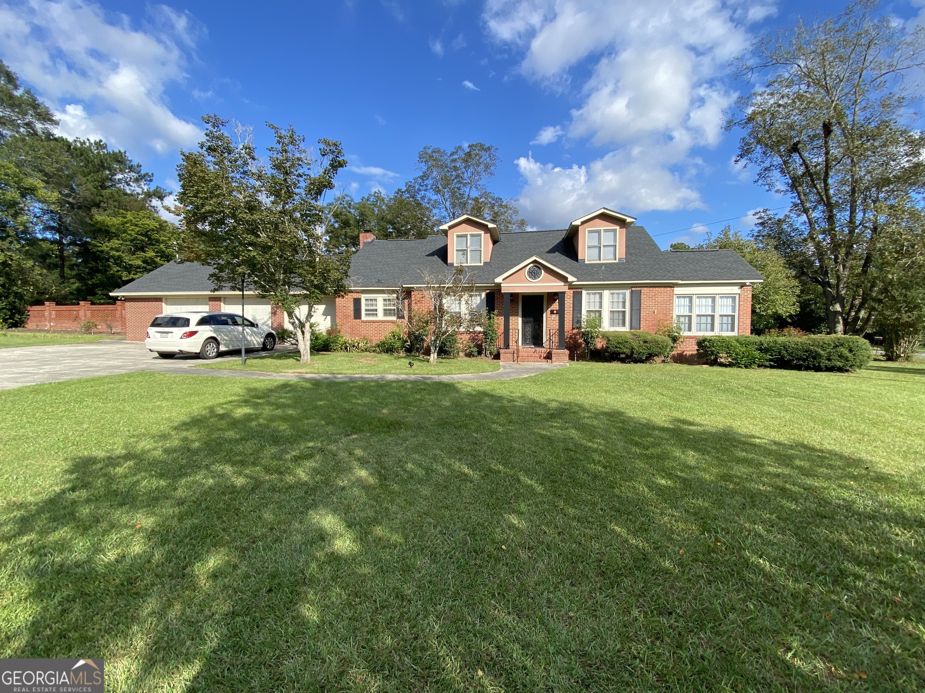 Harvey St, Millen, GA 30442