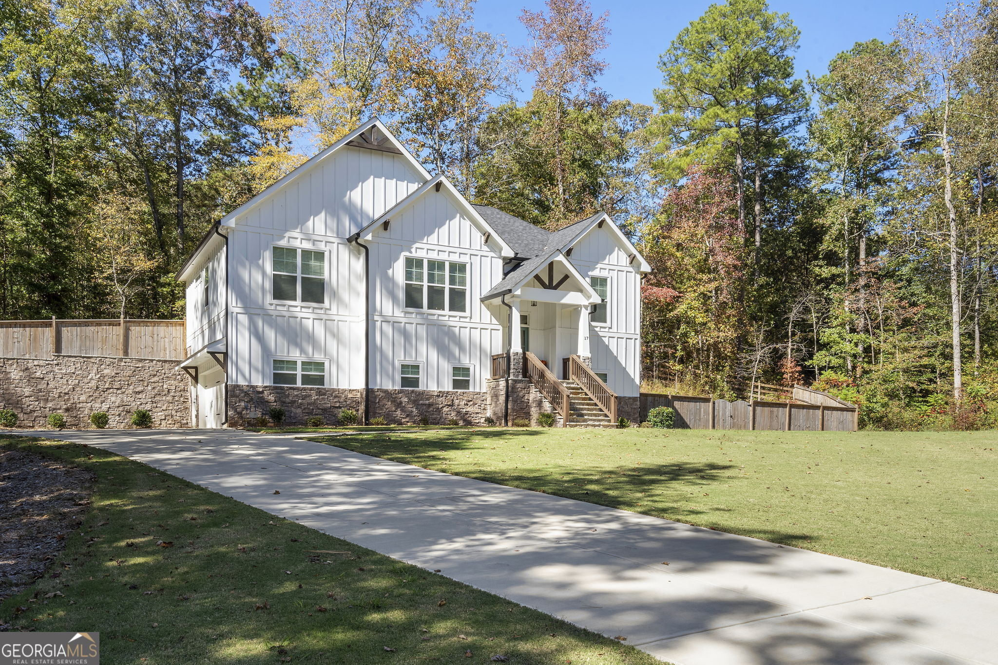Pinoak Trl, Cartersville, GA 30121