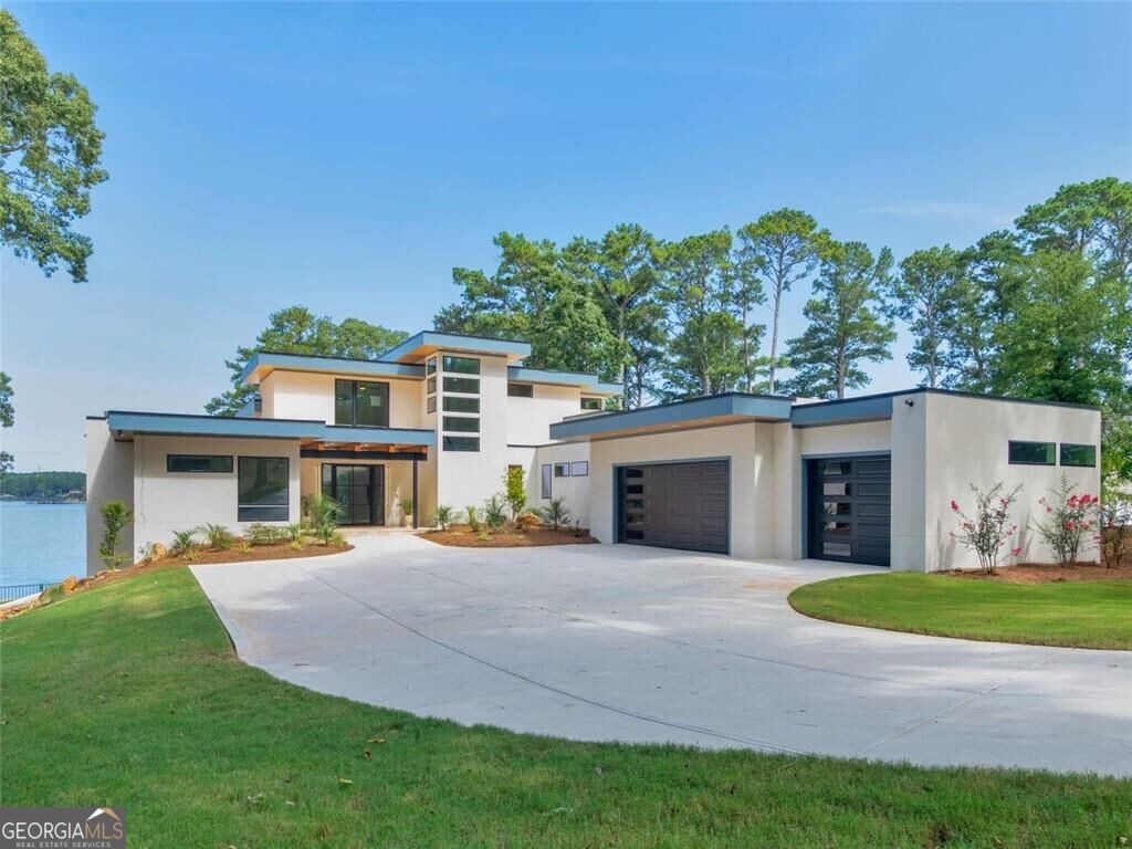 Bay Dr, Jonesboro, GA 30236