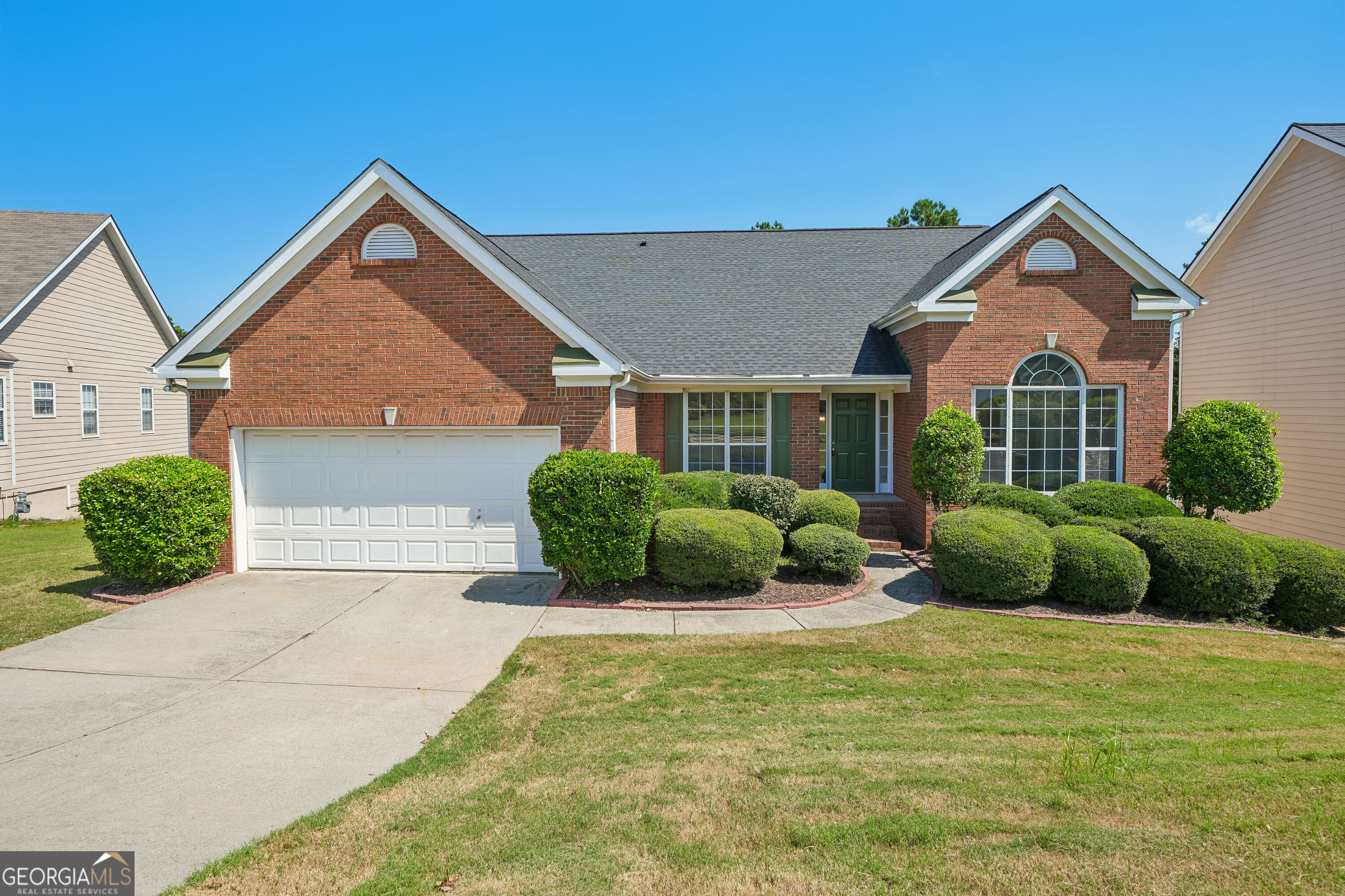 Dunbar Ln, Suwanee, GA 30024
