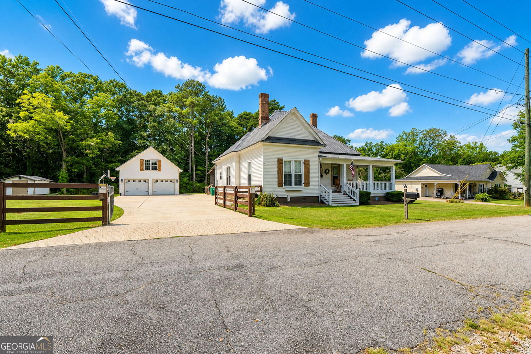 Combs St, Locust Grove, GA 30248