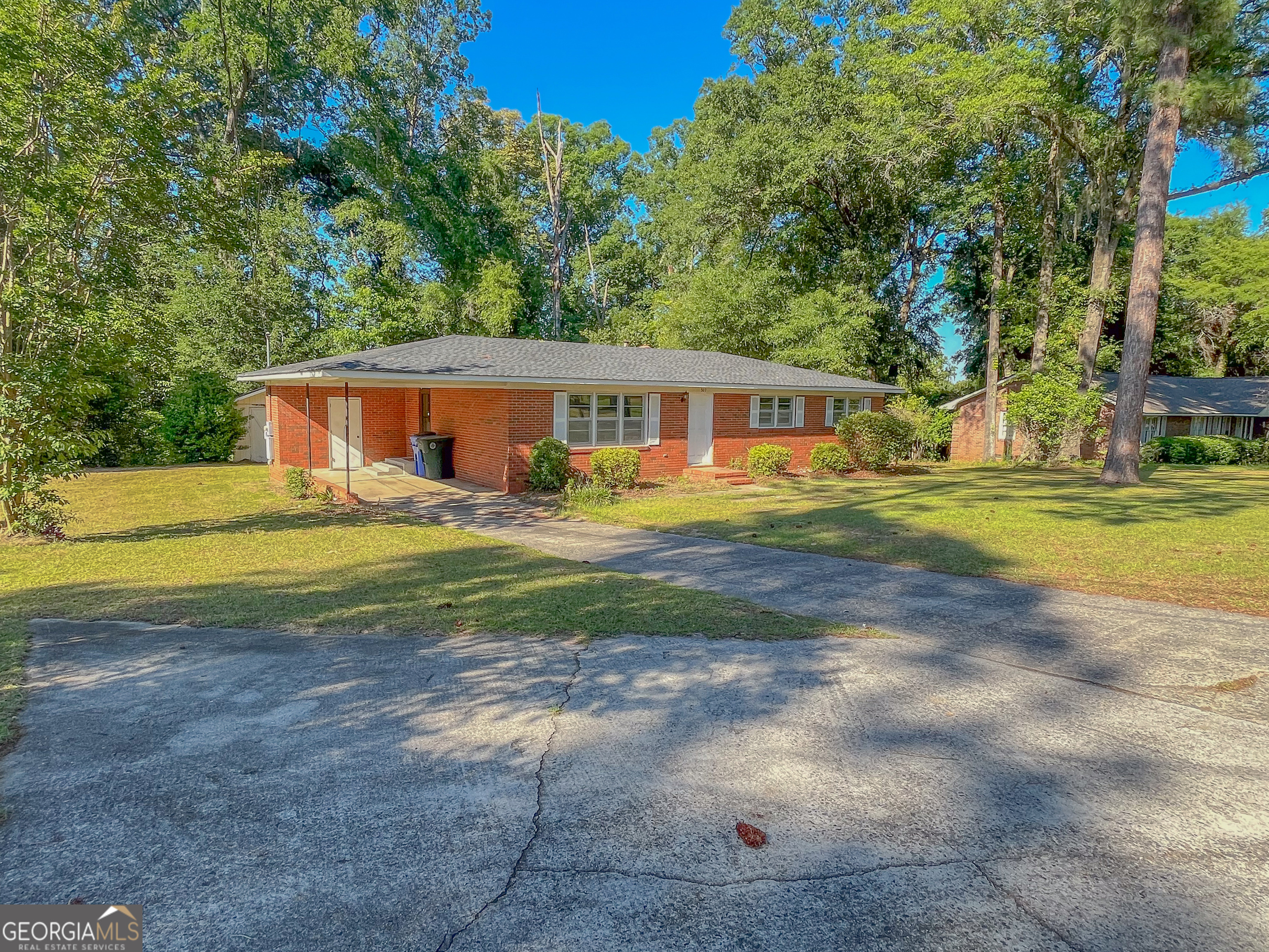 Brookdale Dr, Dublin, GA 31021