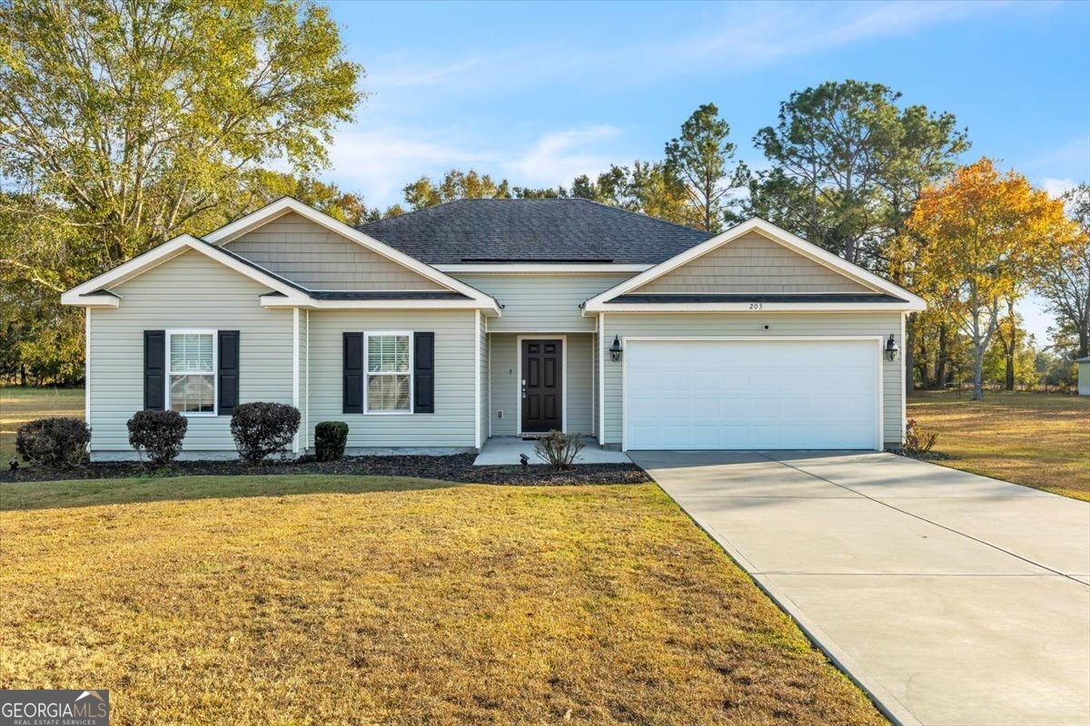 Bull St, Glennville, GA 30427