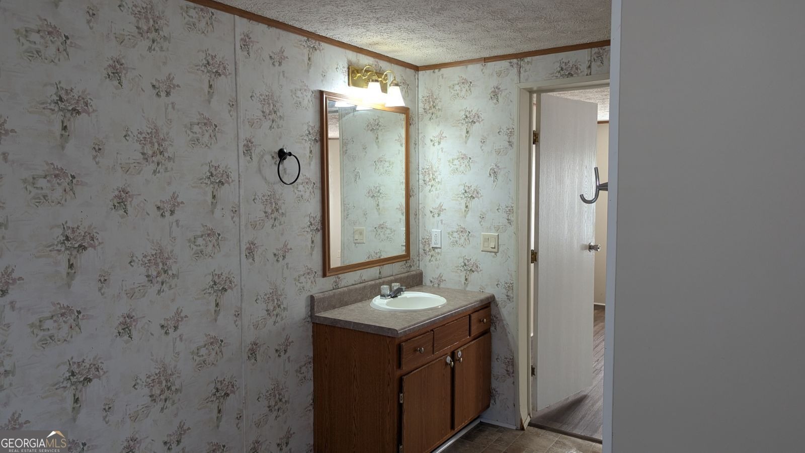 Crestmont Ct, Byron, GA 31008
