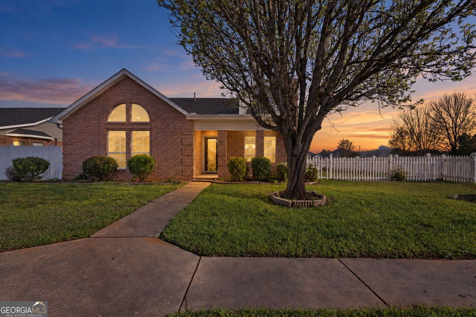 Park Ln, Warner Robins, GA 31093