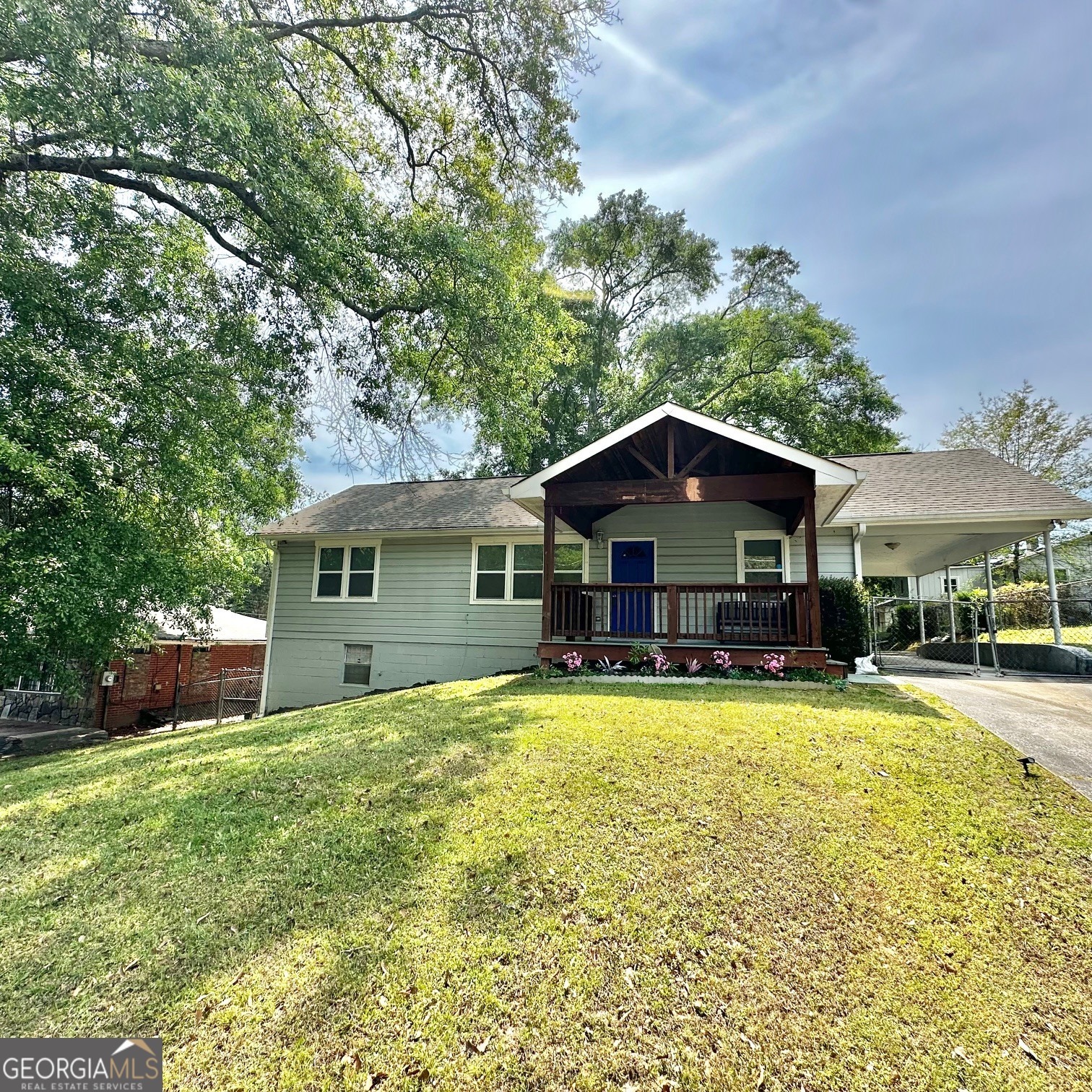 Carver Dr, Atlanta, GA 30314