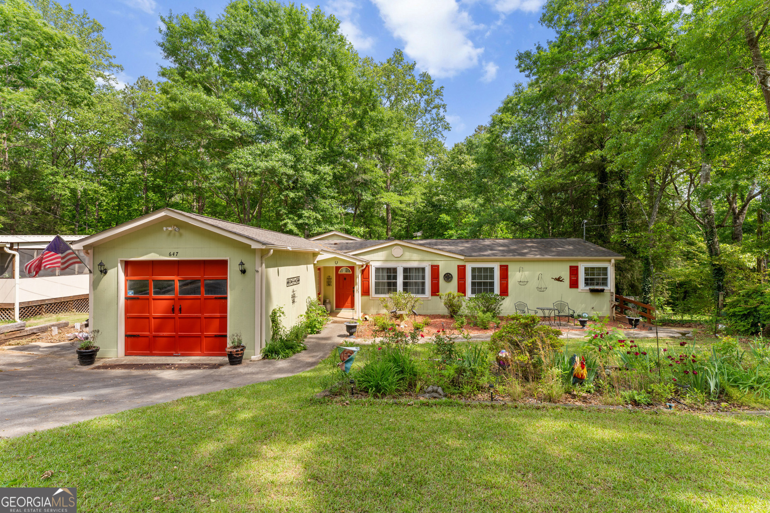 Lake Harbor Trl, Martin, GA 30557