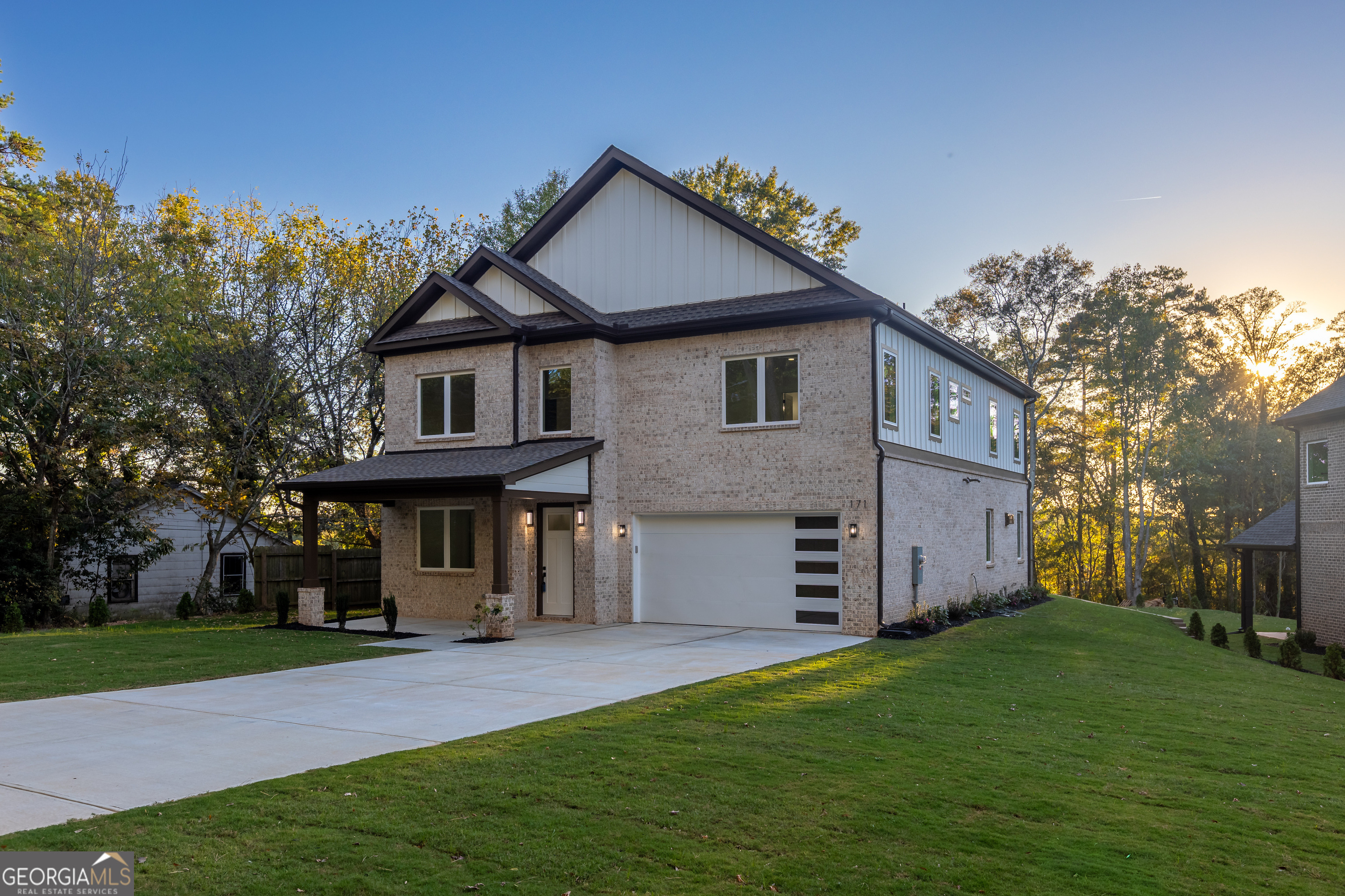 Honeysuckle Cir, Lawrenceville, GA 30046