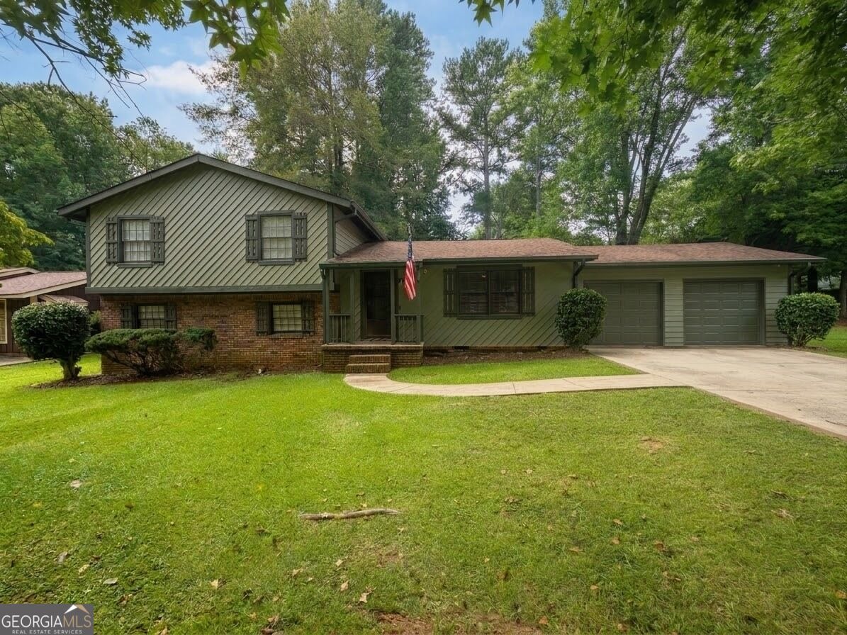 Logwood Ln, Newnan, GA 30265