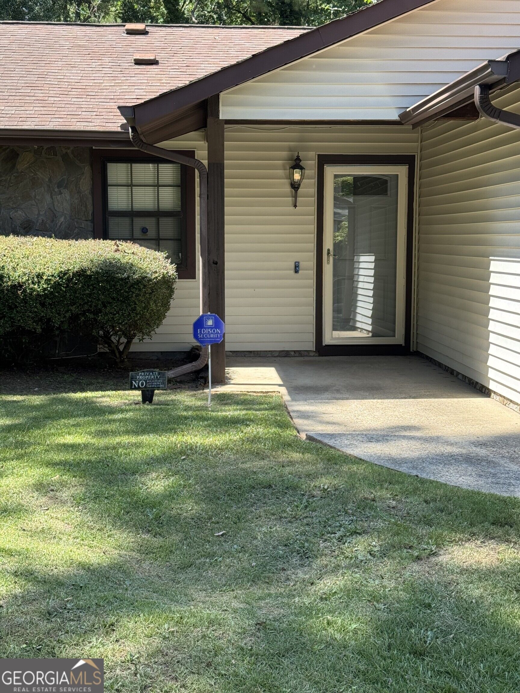 Forest Knoll Dr, Jonesboro, GA 30238 #1