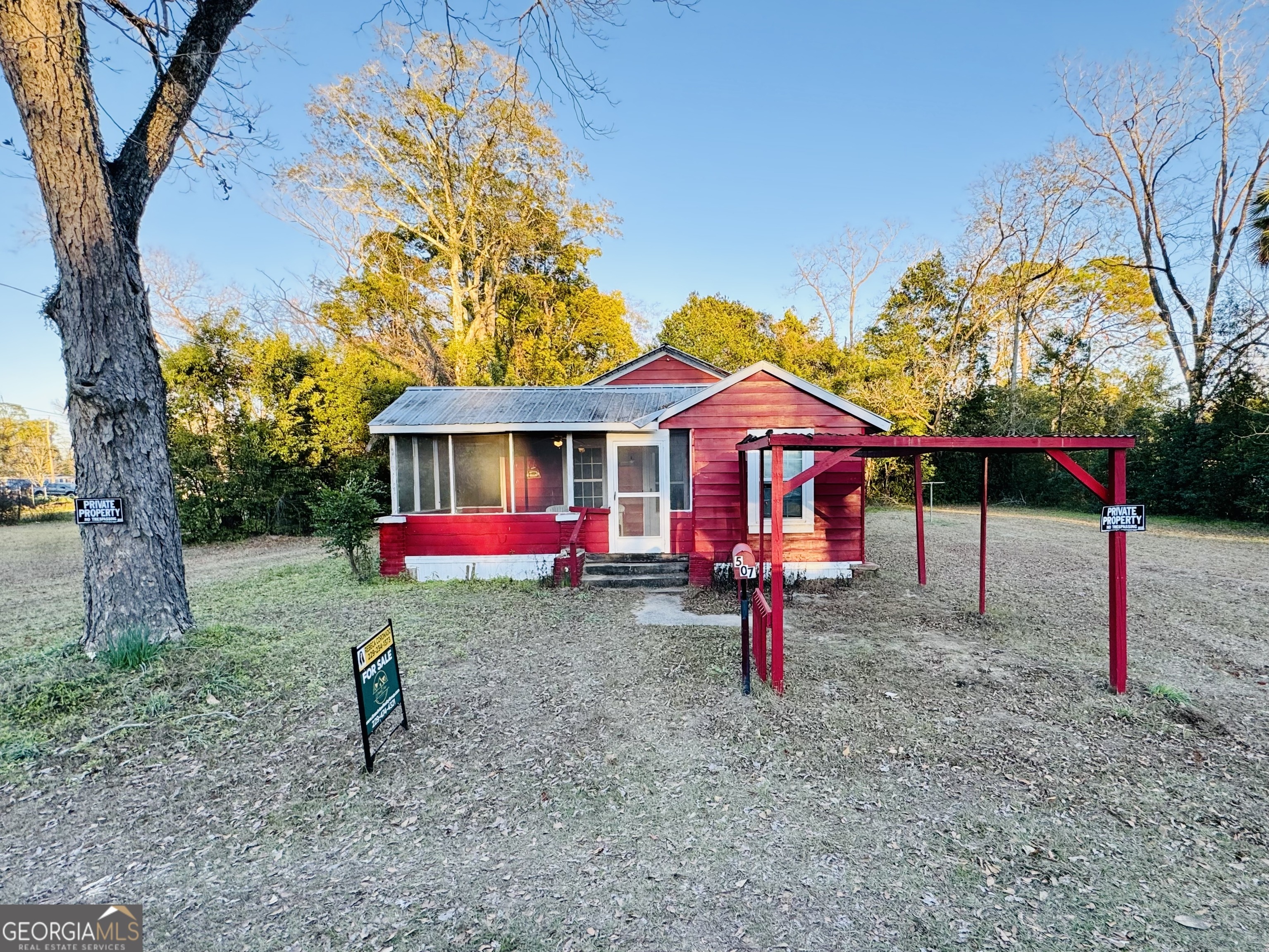 Poplar St, Adel, GA 31620
