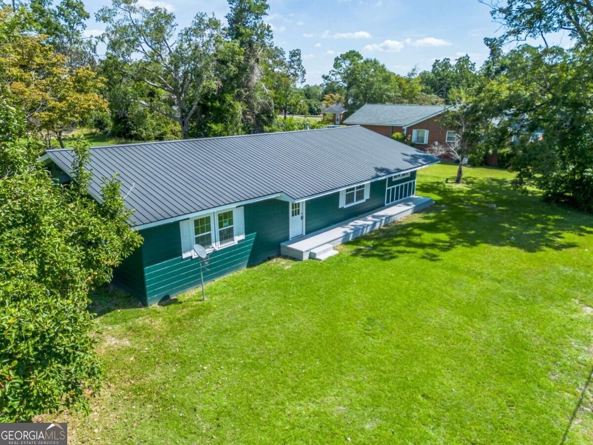 Graham St, Mc Rae Helena, GA 31055