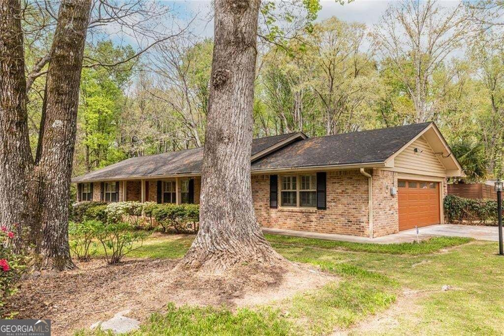 Embry Hills Dr, Atlanta, GA 30341 #1