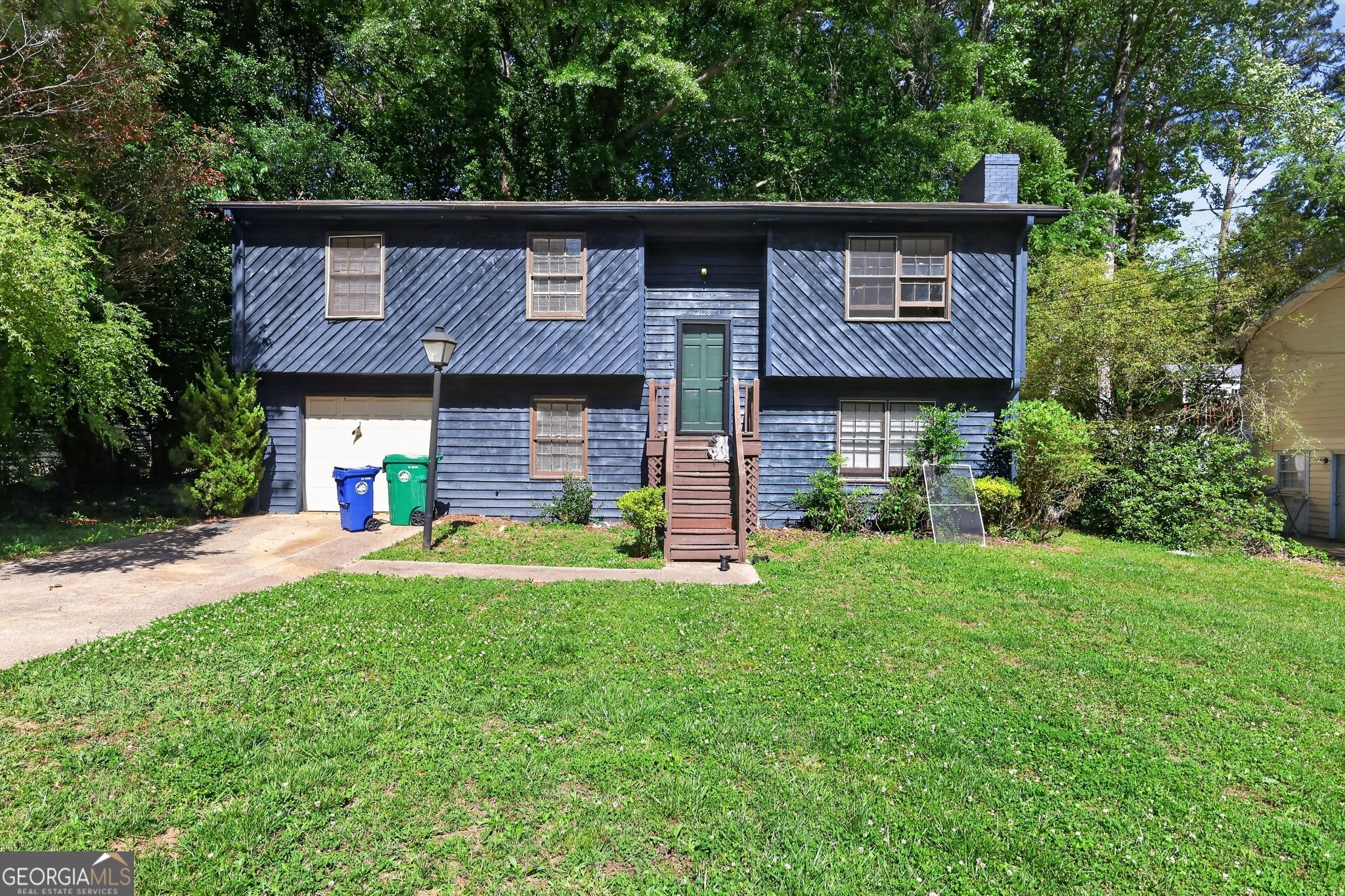 Tiffany Ln, Lithonia, GA 30058