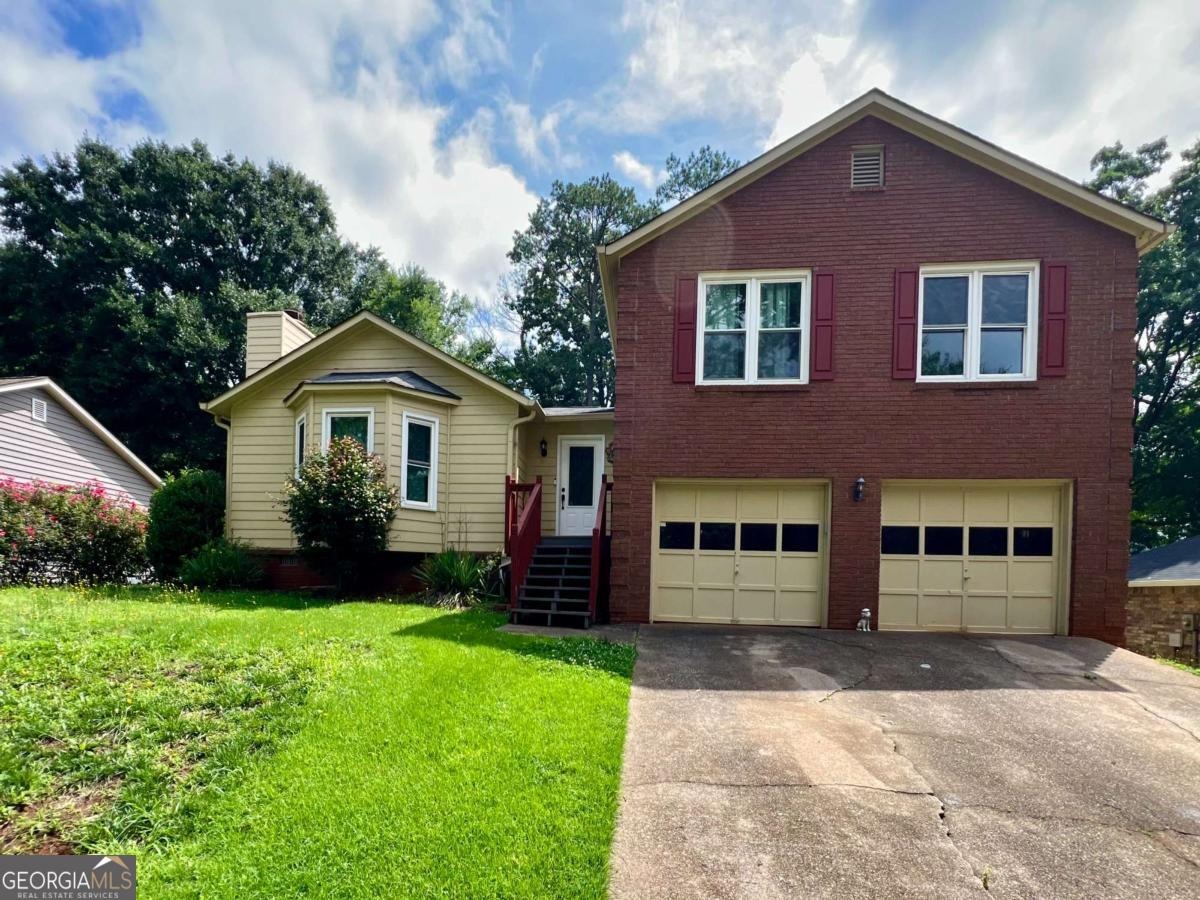 Hunters Cove Ct, Lawrenceville, GA 30044