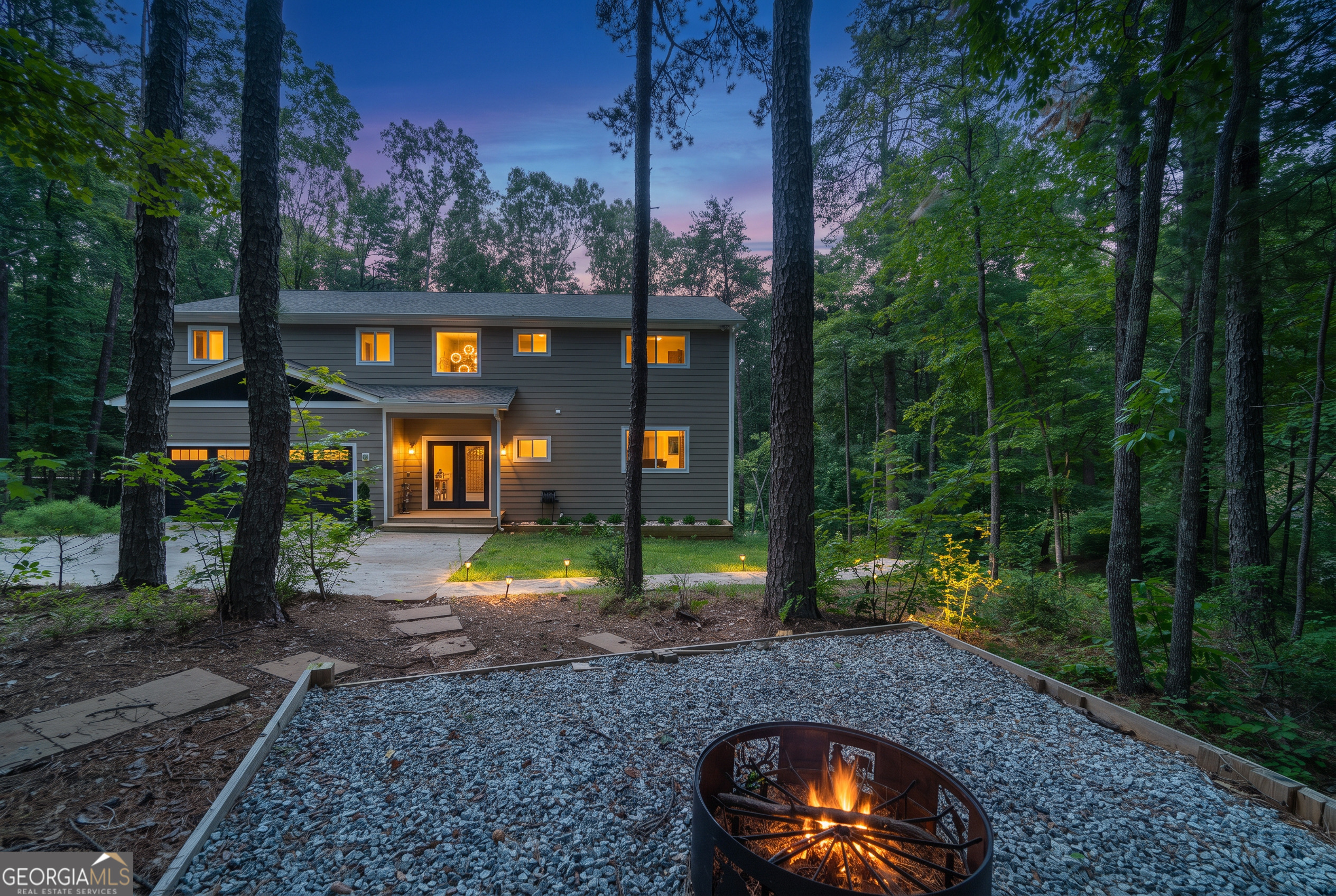 Wilfar Strasse , Helen, GA 30545