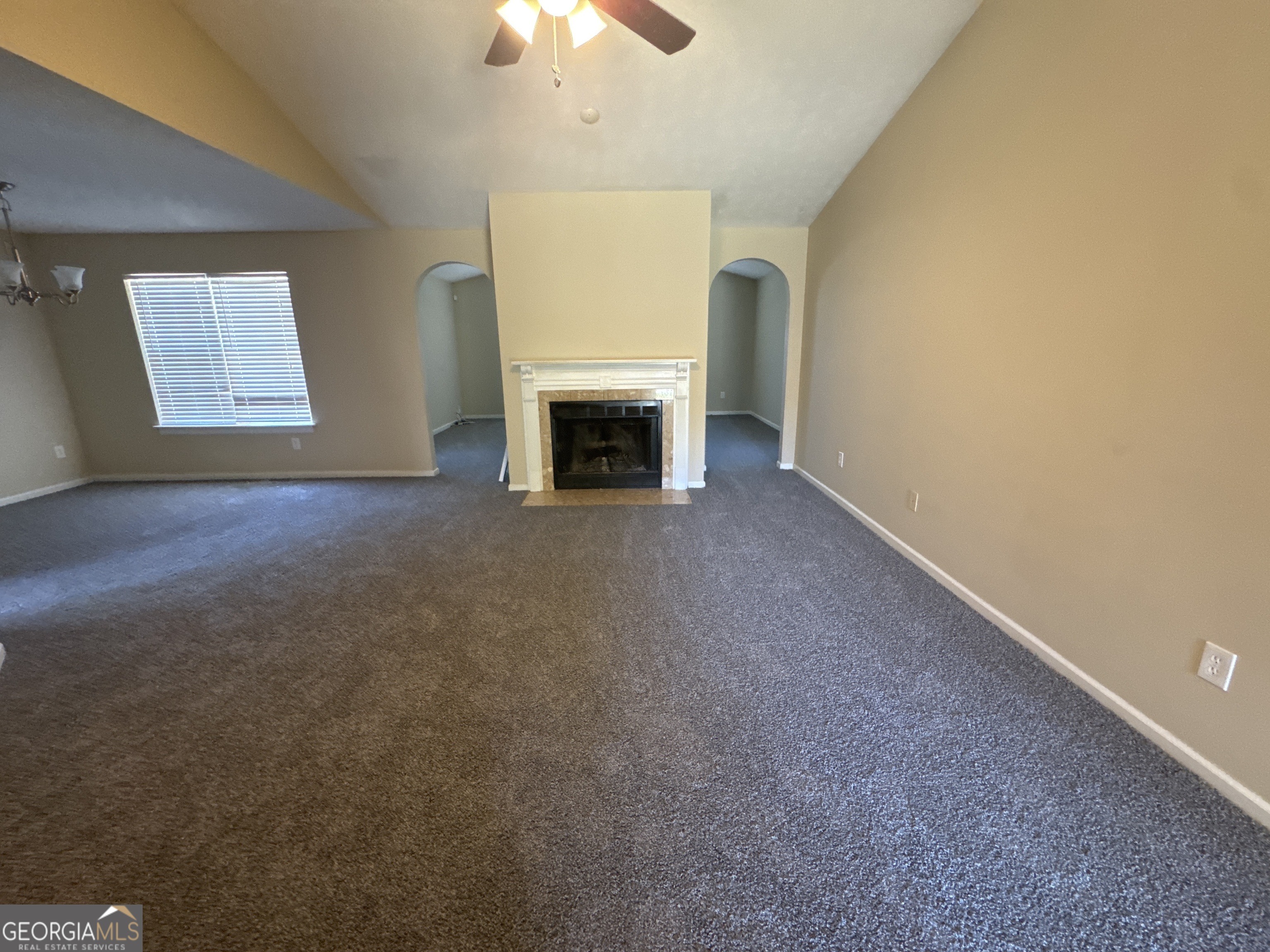 Hunters Crossing Pt, Lithonia, GA 30038