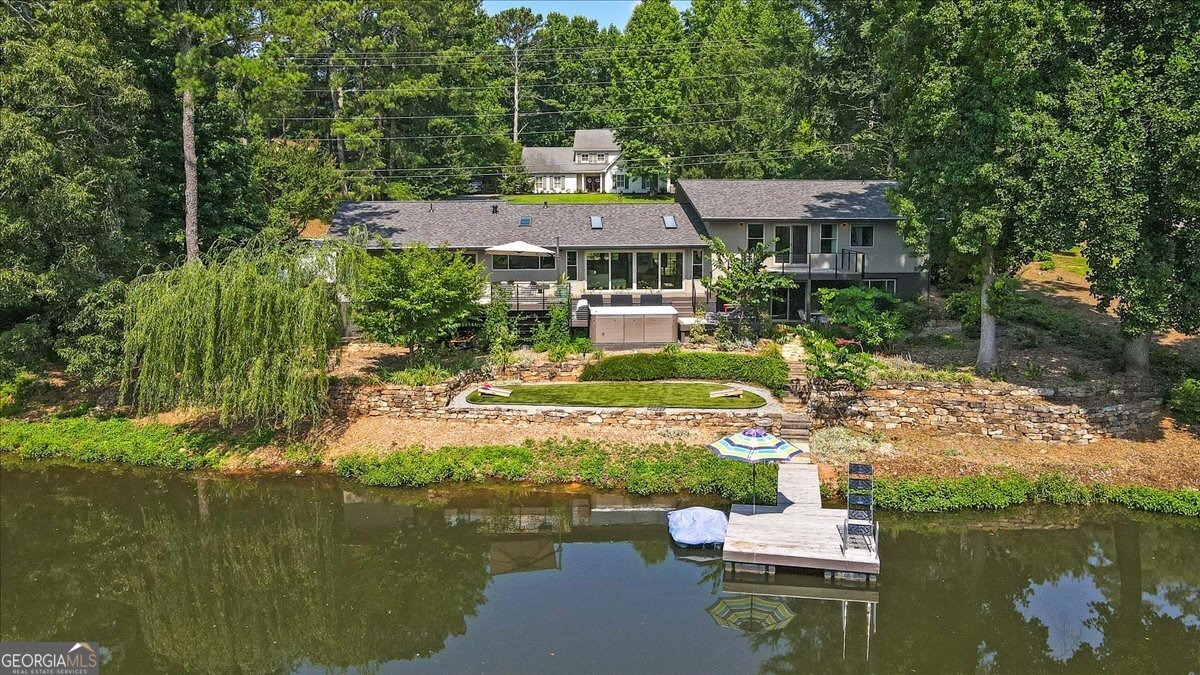 Lake Charles Dr, Roswell, GA 30075