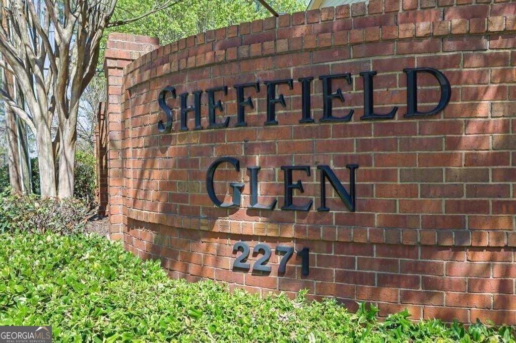 Sheffield Glen Way, Atlanta, GA 30329