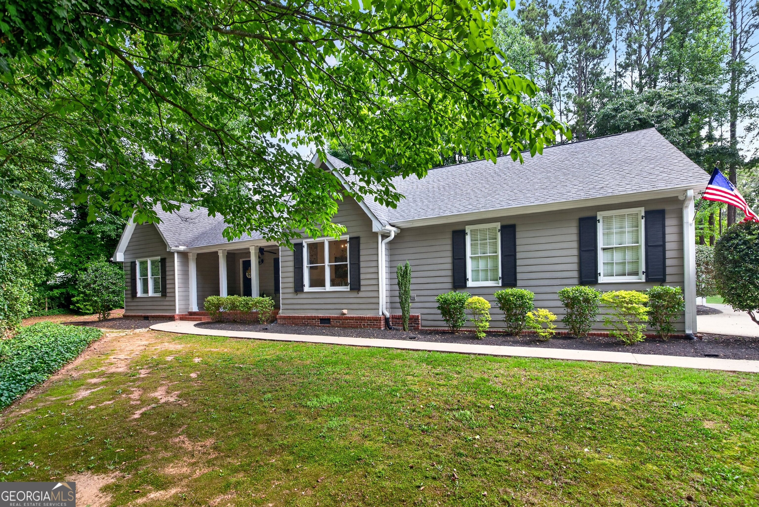 Lake Dow Rd, Mcdonough, GA 30252