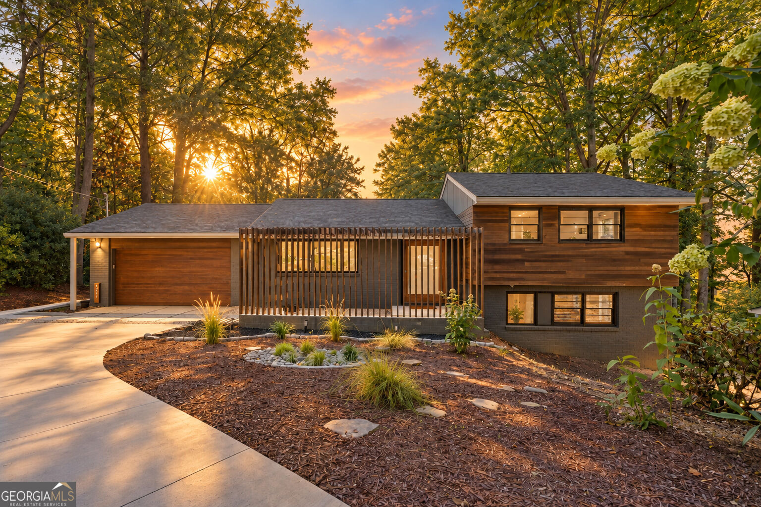 Peachtree Dunwoody Rd, Atlanta, GA 30342