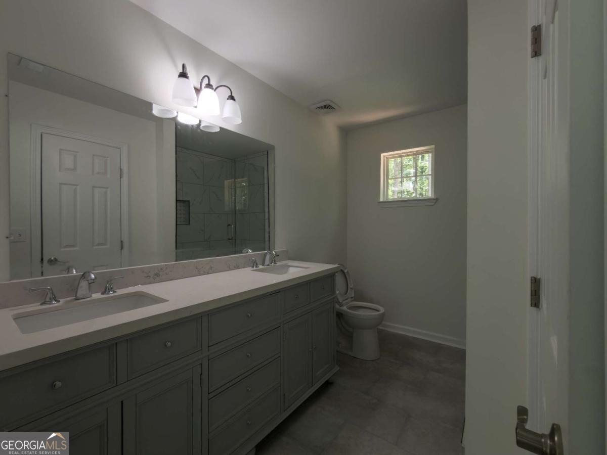 Rue Cezzan , Lavonia, GA 30553