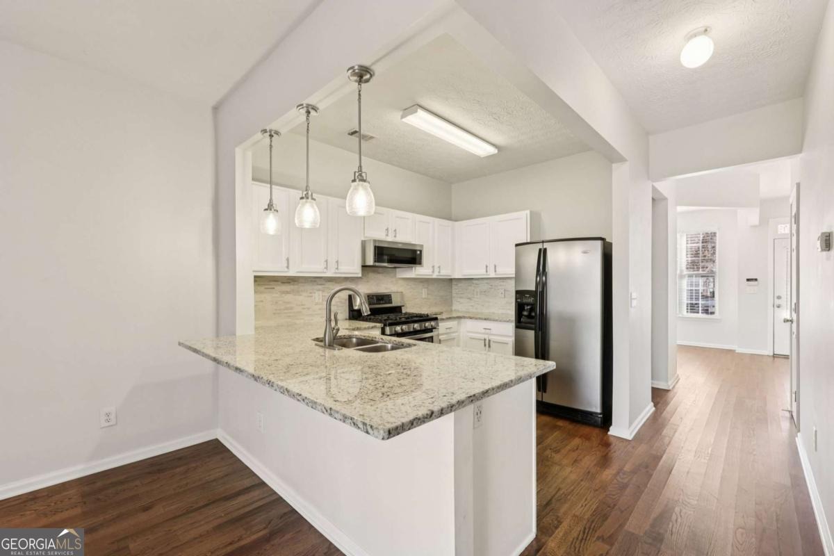 Penhurst Dr, Lawrenceville, GA 30043