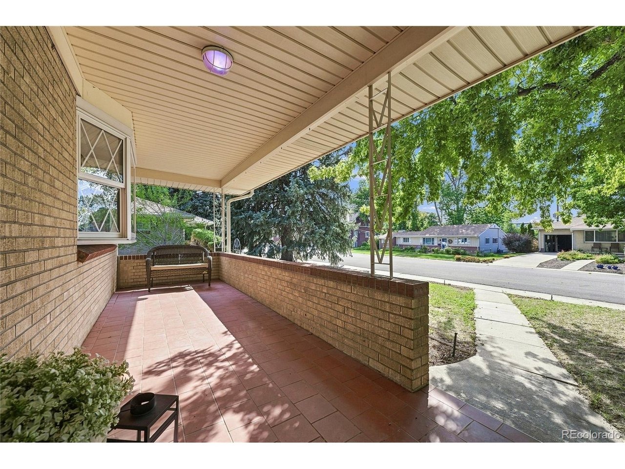 Bellaire St, Denver, CO 80222