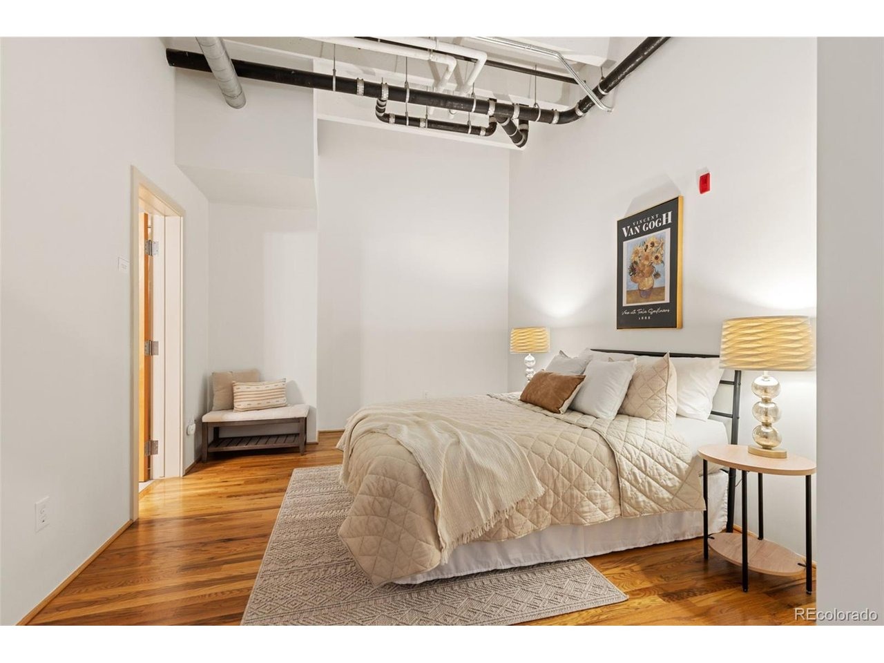 Lawrence St, Denver, CO 80202