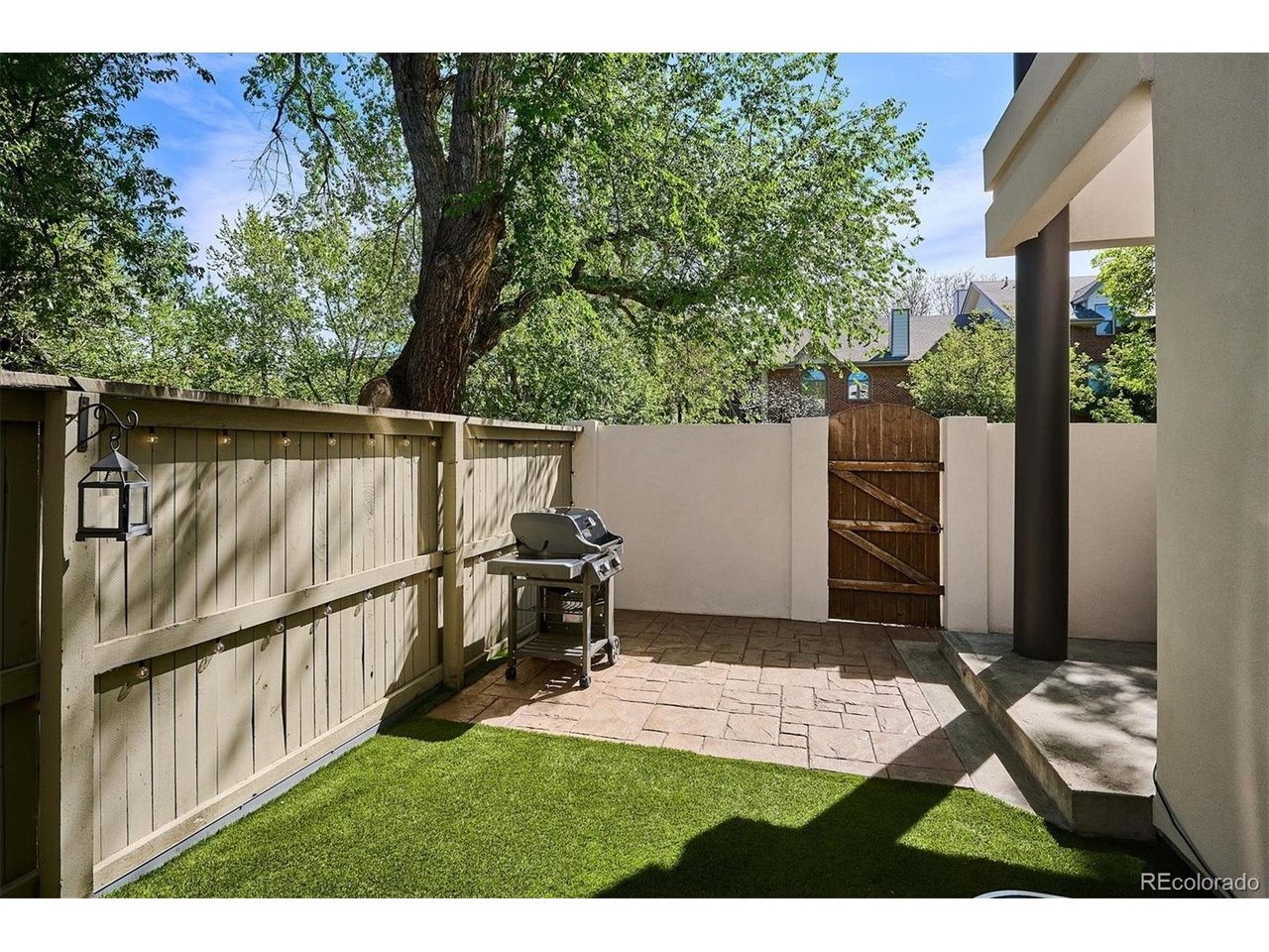 Jackson St, Denver, CO 80209