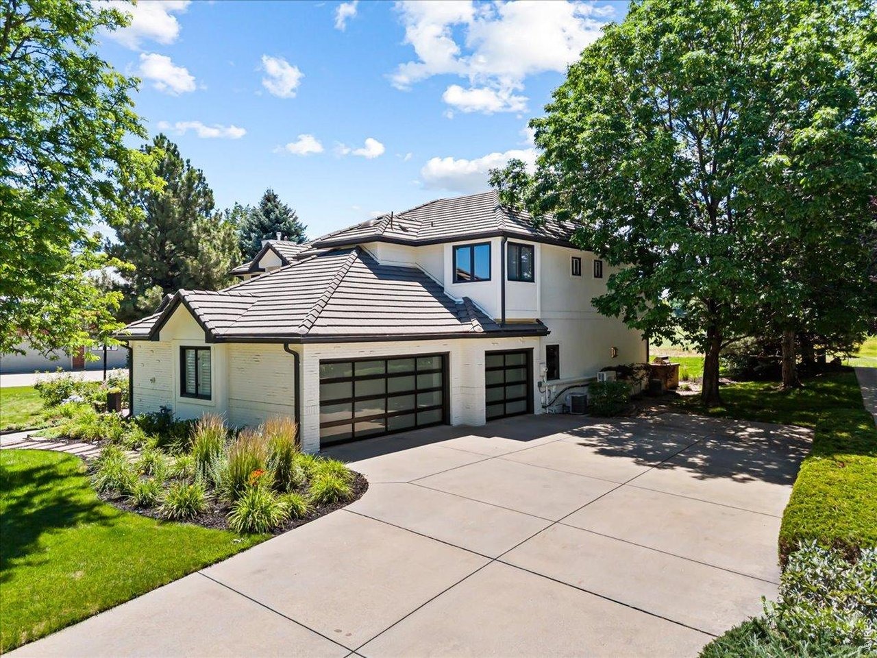 Glenmoor Cir, Englewood, CO 80113