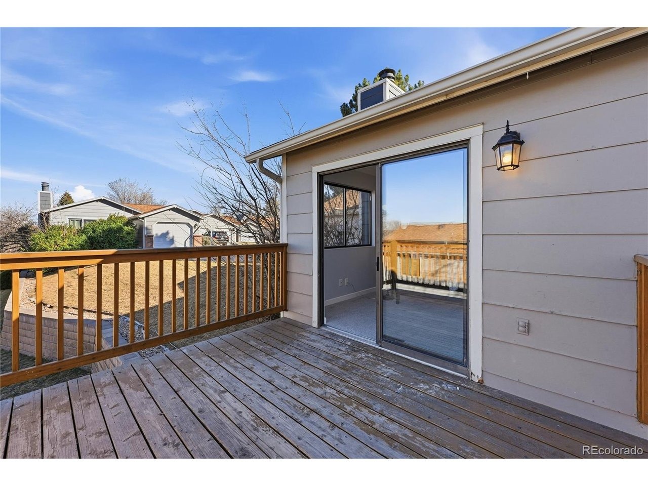 Crestline Cir, Littleton, CO 80120