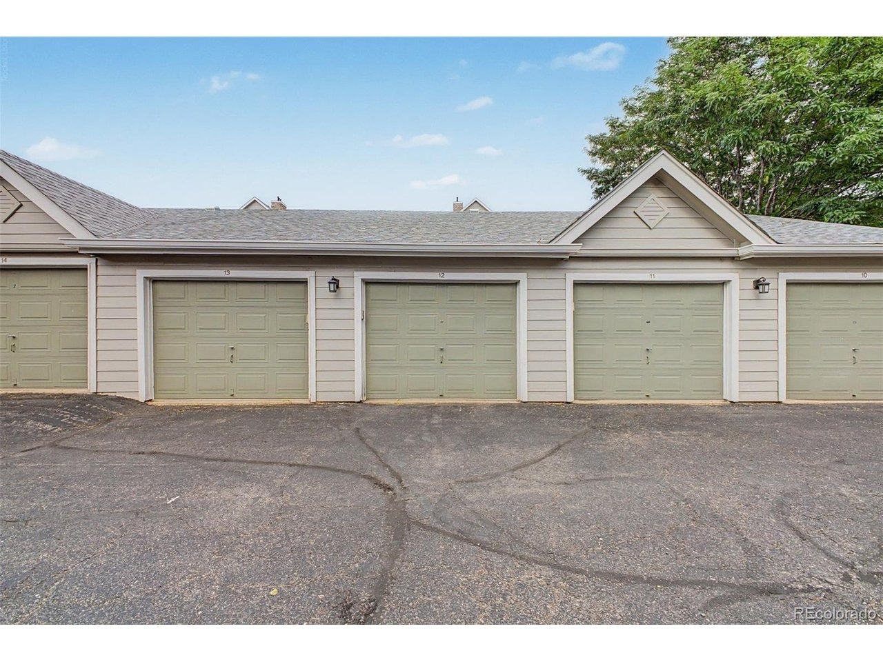 Castlegate Dr, Castle Rock, CO 80108