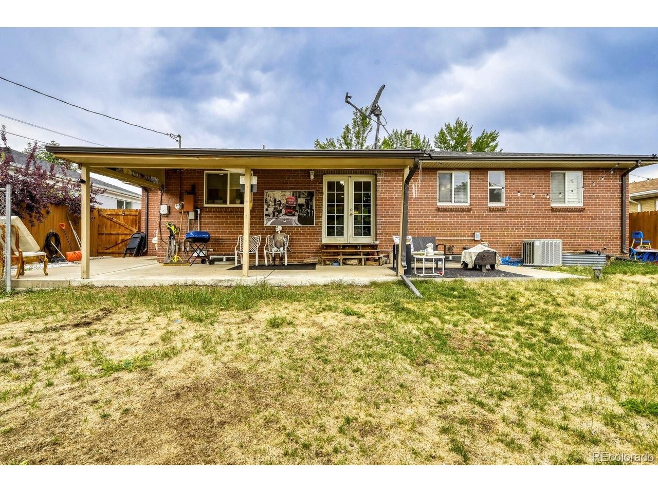 Eaton St, Lakewood, CO 80232