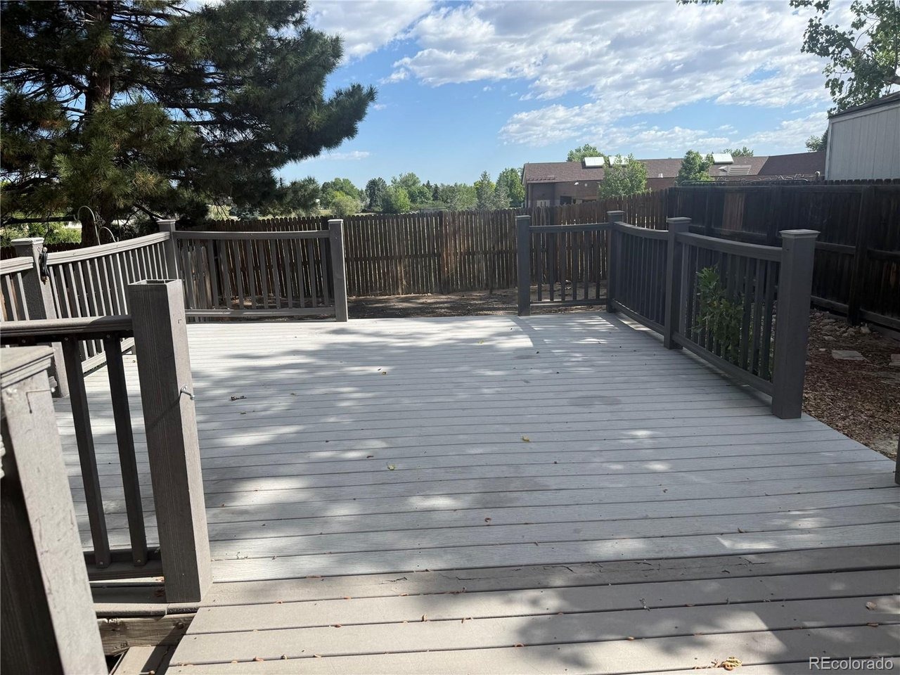 Girard Ave, Aurora, CO 80013