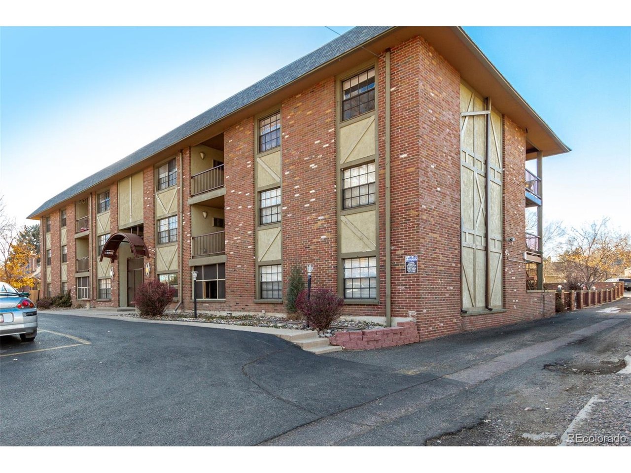 Carr St, Lakewood, CO 80214