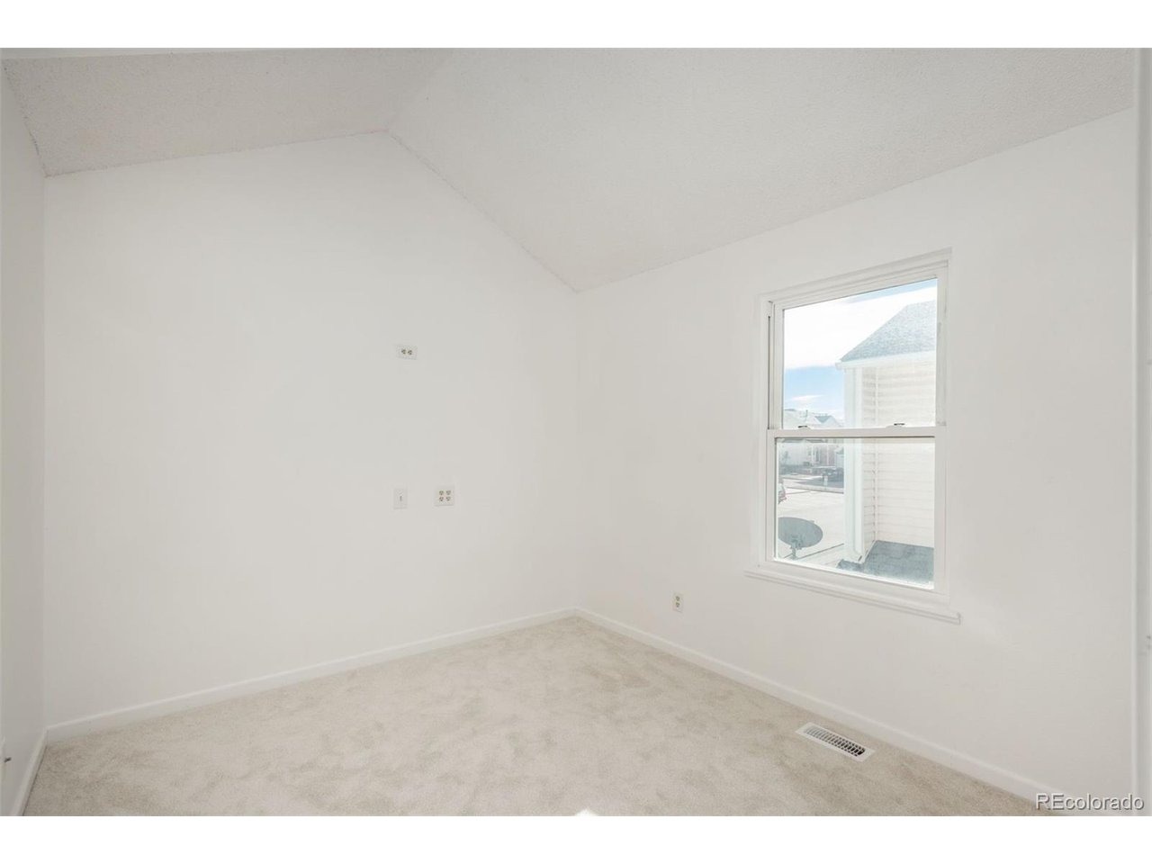 Pitkin Ct, Aurora, CO 80017
