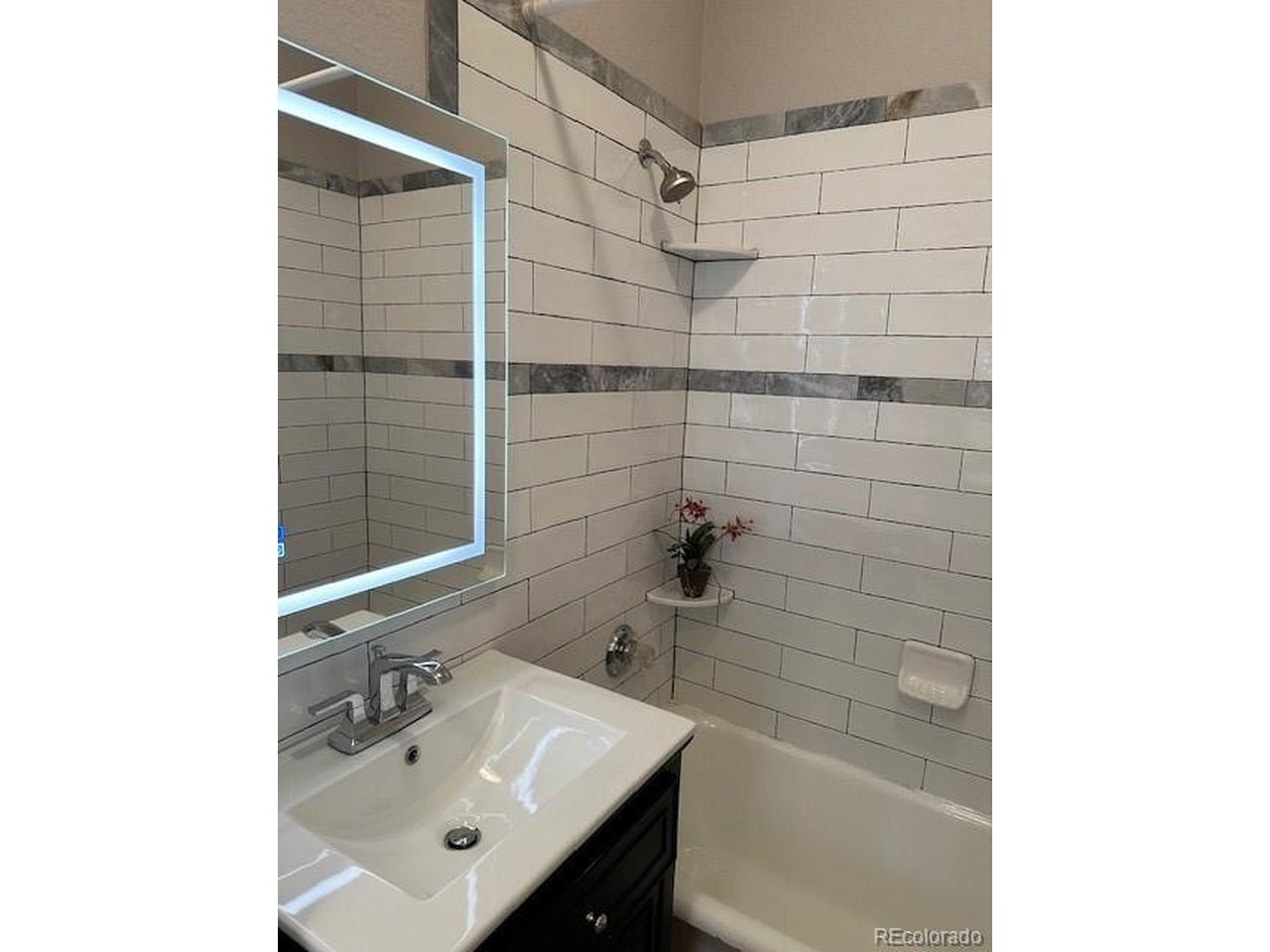 Washington St, Denver, CO 80203