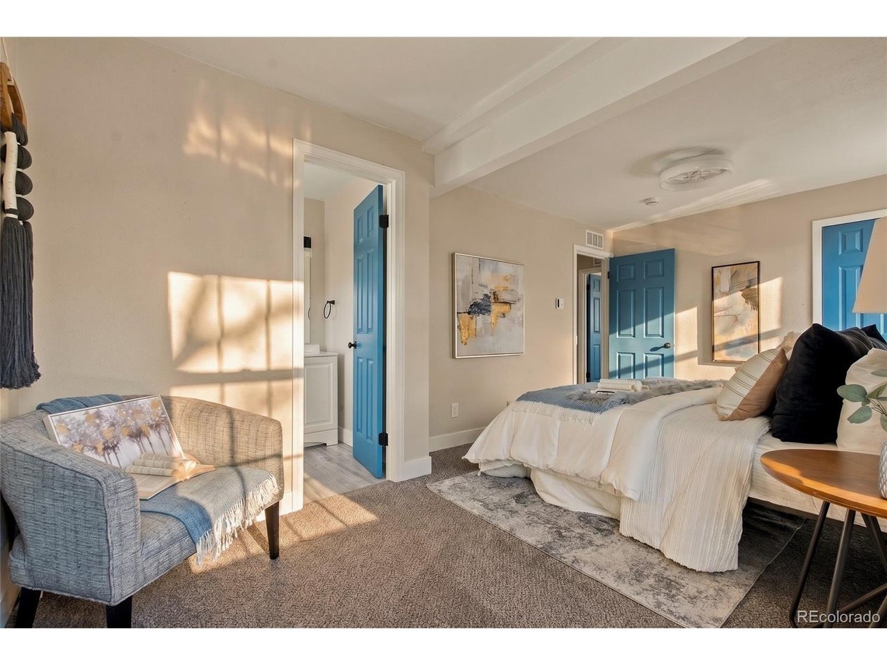 Holly St, Denver, CO 80207