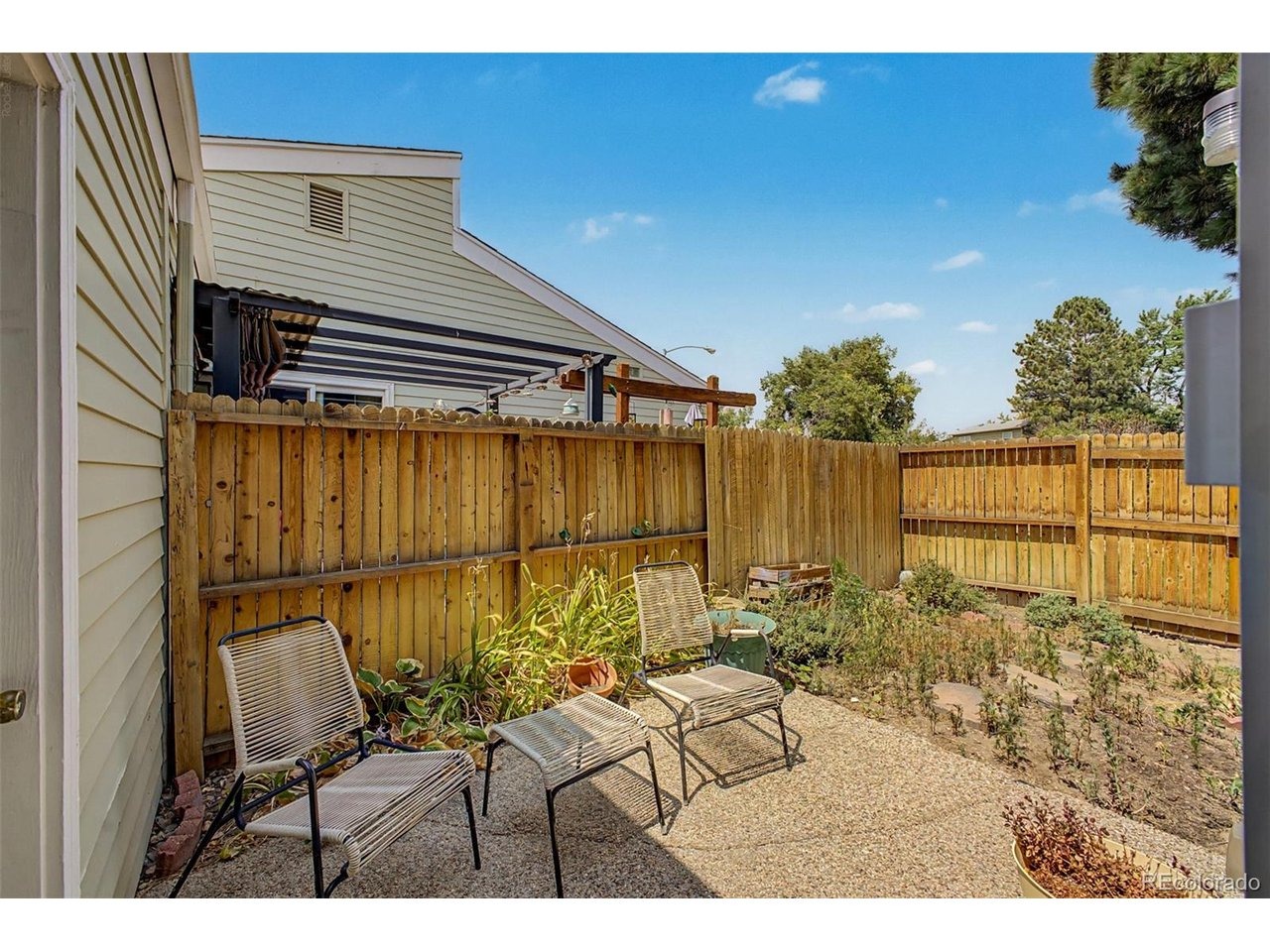 Radcliff Pl, Aurora, CO 80015