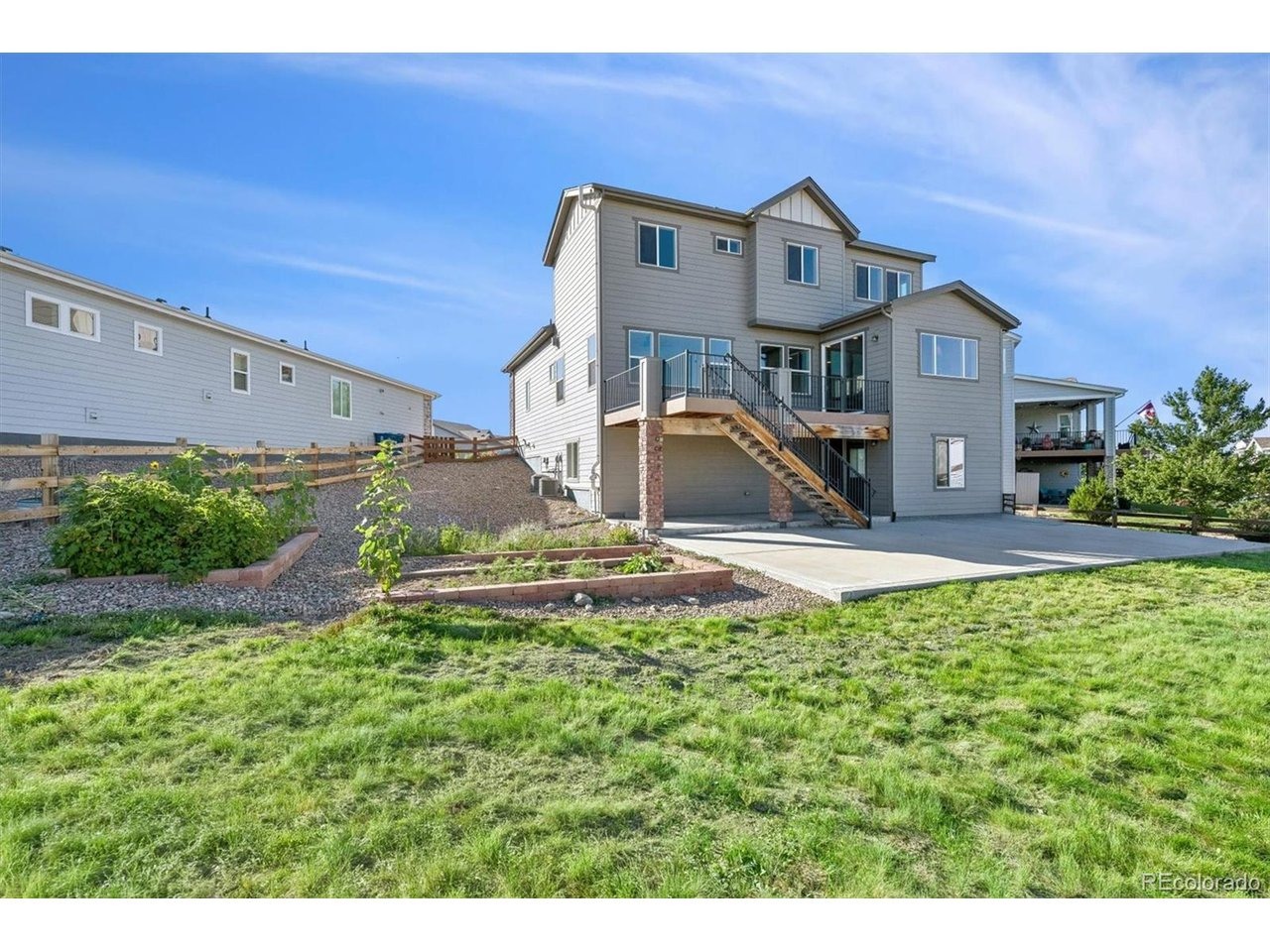 Bross St, Arvada, CO 80007
