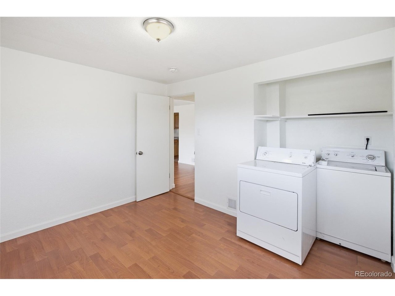 11th Ave, Aurora, CO 80010