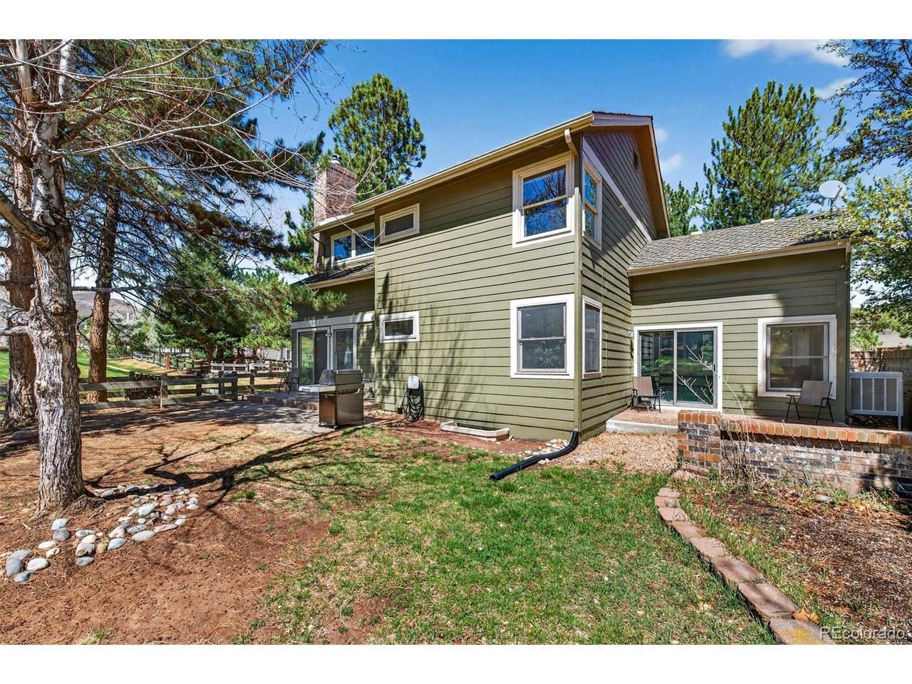 Oakmont Ln, Littleton, CO 80127