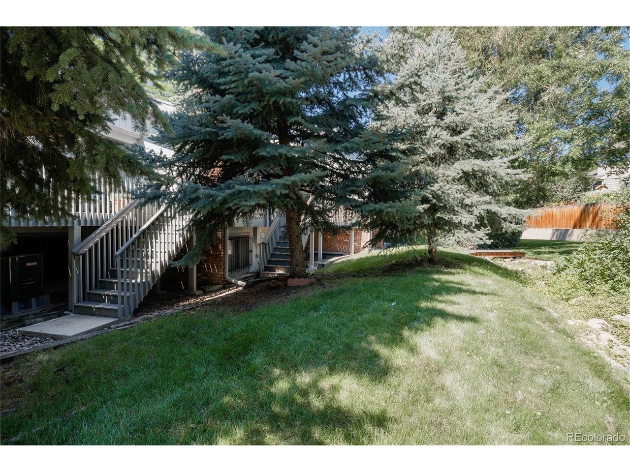 Wadsworth Cir, Lakewood, CO 80227