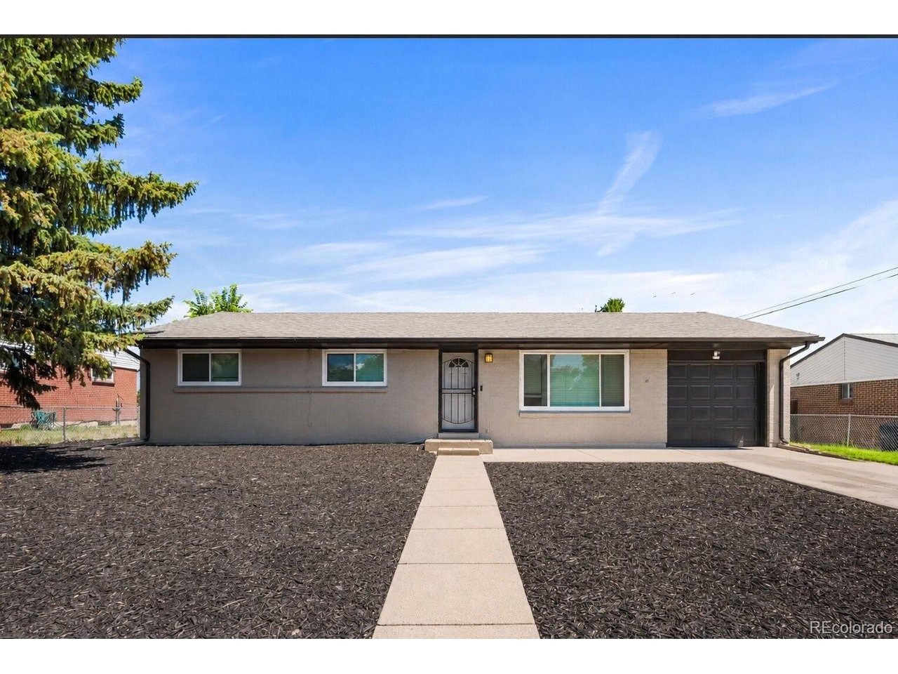 6th Pl, Aurora, CO 80011