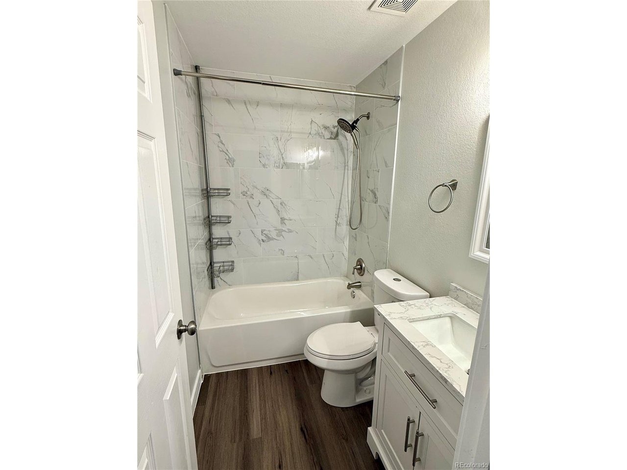 19th Pl, Aurora, CO 80011