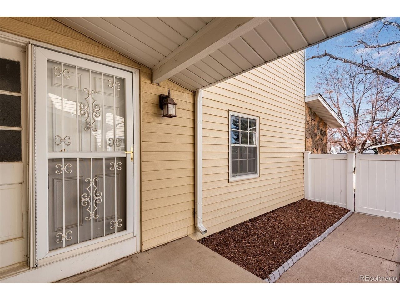 Vaughn Way, Aurora, CO 80014