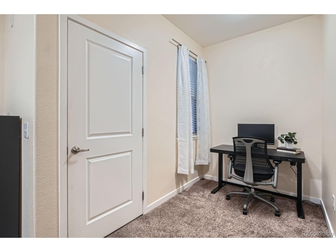 Albion St, Denver, CO 80216