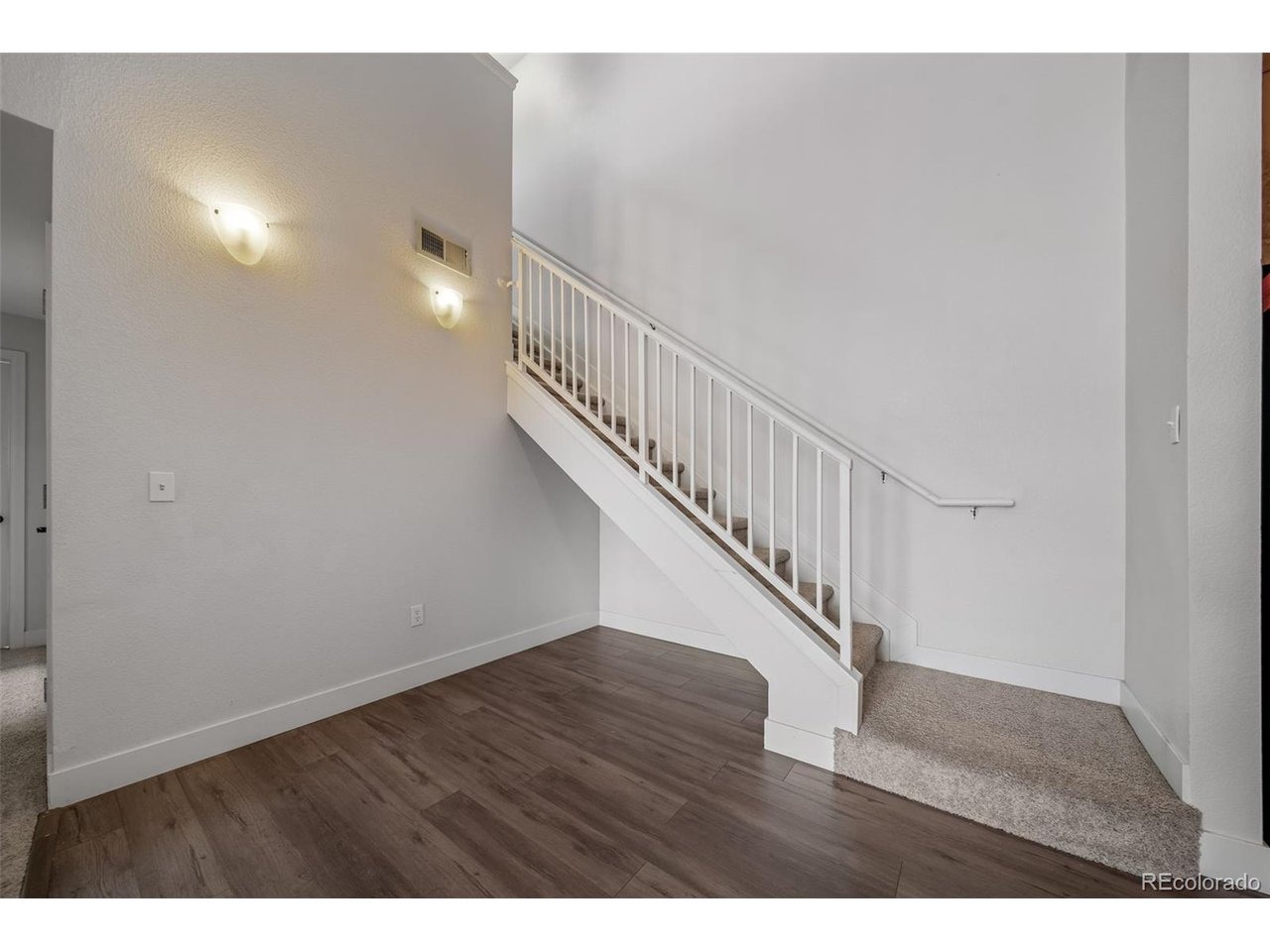 Dayton St, Aurora, CO 80014